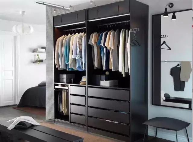 輕奢黑暗風(fēng)衣柜